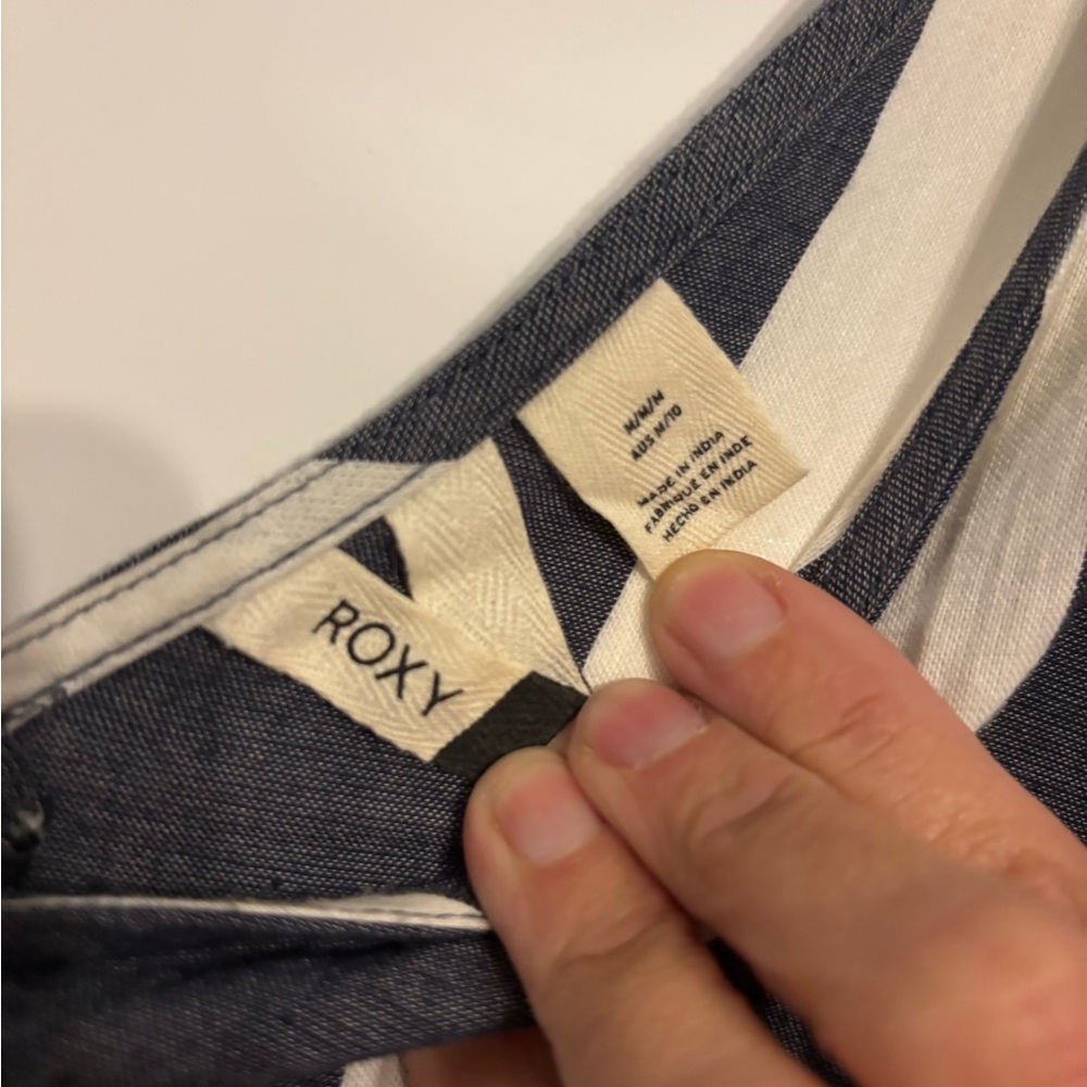 Roxy Dark Blue and White Striped Apparel